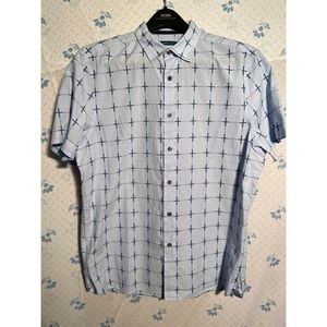 Perry Ellis Men’s Short Sleeve Button Down